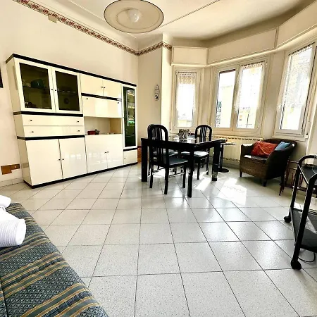 Sea 27 - Vista Mare Apartment *